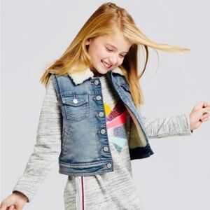 Cat & Jack Denim Vest with Sherpa Collar Kids Size Medium